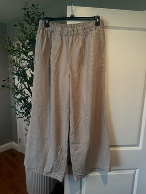Aerie Stripe pull on pants